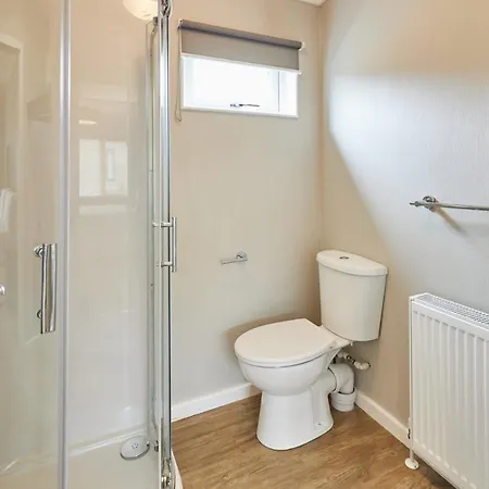 Chalet Host & - 19 The Pines Runswick