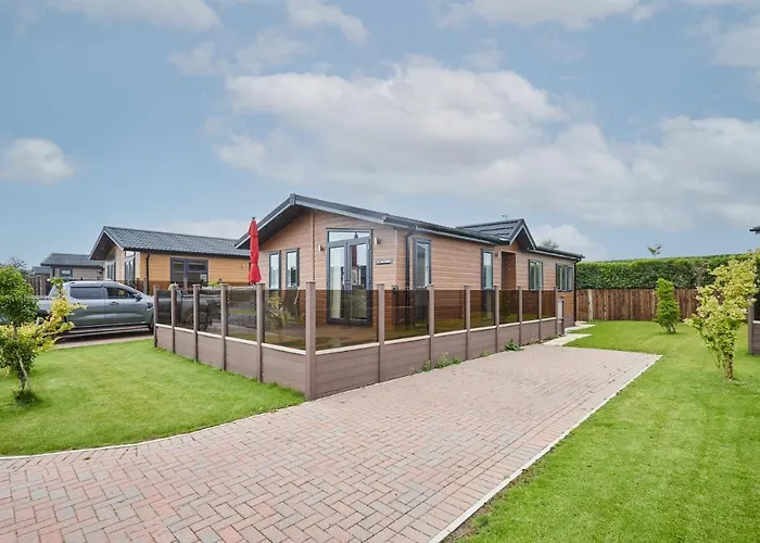 Host & - 19 The Pines